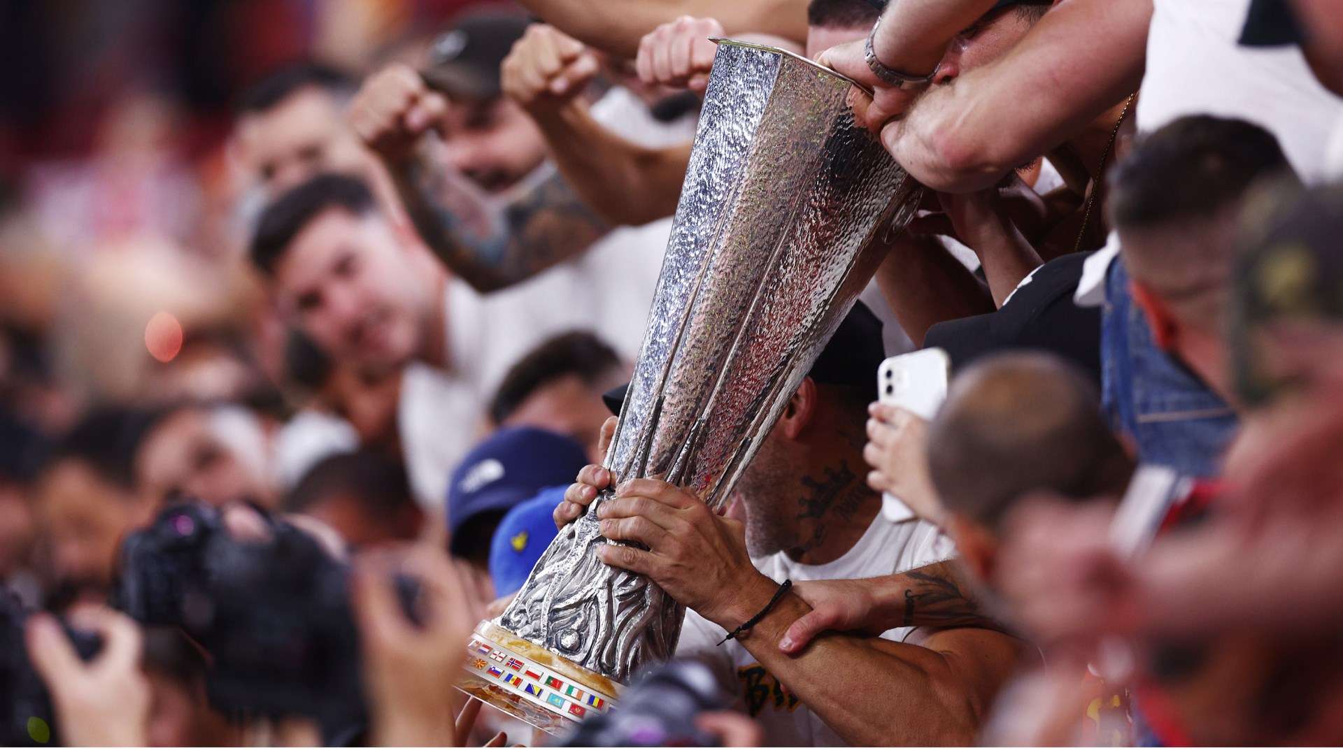 发极端事件 发极端事件