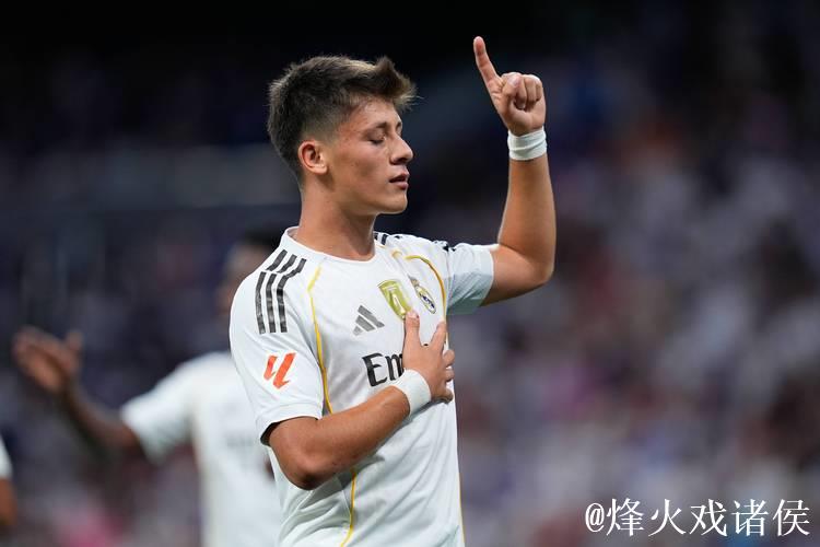 库德:皇马踢过没正统边后卫的比赛;阿隆索不会被舆论影响 库德:皇马踢过没正统边后卫的比赛;阿隆索不会被舆论影响